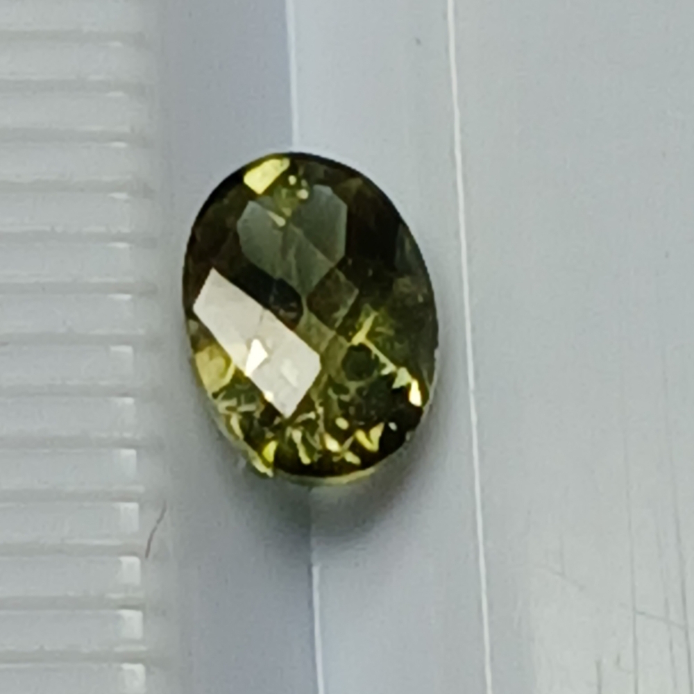 Oval Faceted Green Tourmaline Gemstone 6x4mm